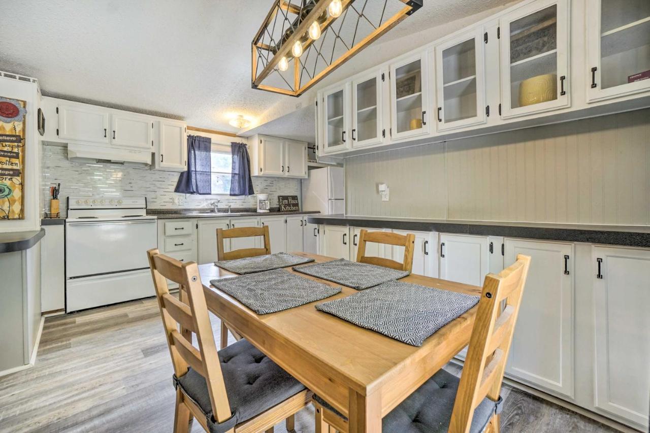 Cozy Bremen Family Home With Hot Tub And Acreage! Logan Exterior foto